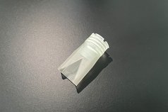 Musterkoffer Pos. 9B, V-Naht Düse