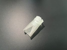 Musterkoffer Pos. 9B, V-Naht Düse