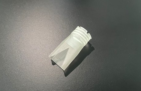 Musterkoffer Pos. 9B, V-Naht Düse