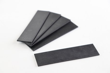 NBR Prüfkörper 100 x 25 x 2 mm
