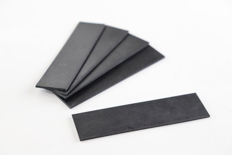 NBR Prüfkörper 100 x 25 x 2 mm