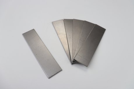 Stahlprüfkörper DC04 100 x 25 x 1,5 mm