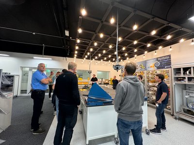 Adhesive Tape Bonder Praktikum