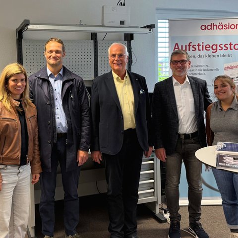 Hoher Besuch vom Fraunhofer IFAM: Erik Meiss und Andreas Gross bei Innotech vor Ort