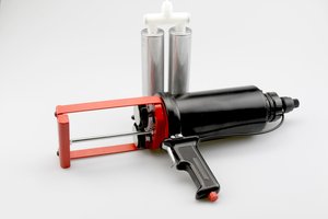 COX CBA 200/C dispenser for 2x200ml cartridges with manifold