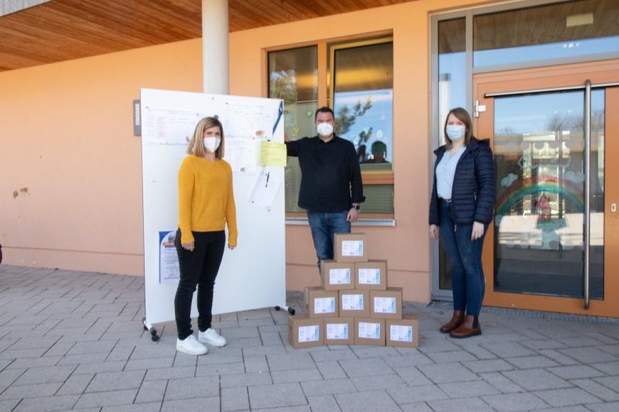 Desinfektionsmittelspende an den evangelischen Kindergarten in Walldorf