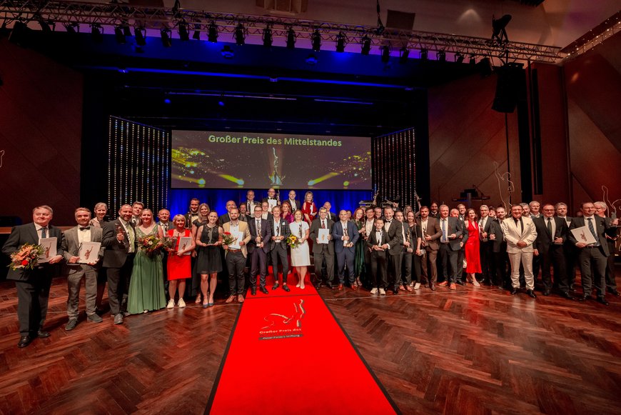 Award of the "Großer Preis des Mittelstandes" Group photo