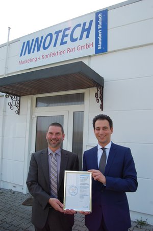 Joachim Rapp Innotech Zertifikatsübergabe