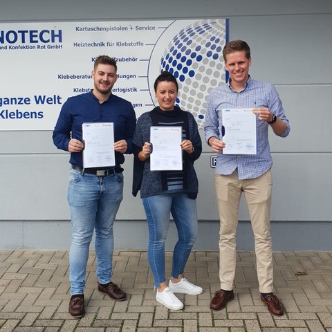Drei neue Klebfachkräfte in den Innotech-Reihen