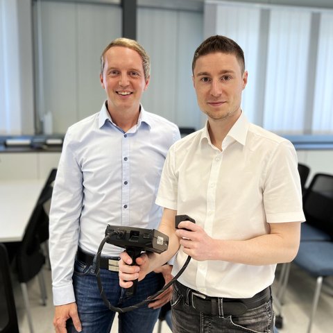 Innotech ist erster und einziger europäischer Service- & Kalibrierungsstandort für Randwinkelmessgeräte!