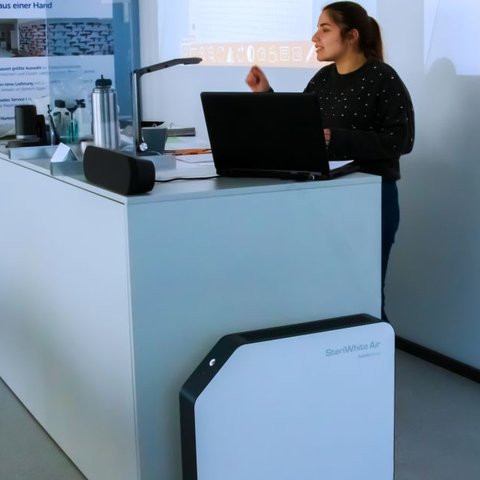 Referent für klebtechnische Weiterbildungen und Betreuung von Klebprojekten gesucht!