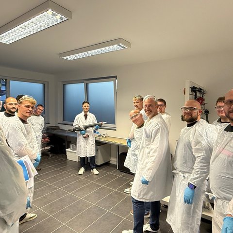 Einblick: So lief der Klebpraktiker Kurs diese Woche