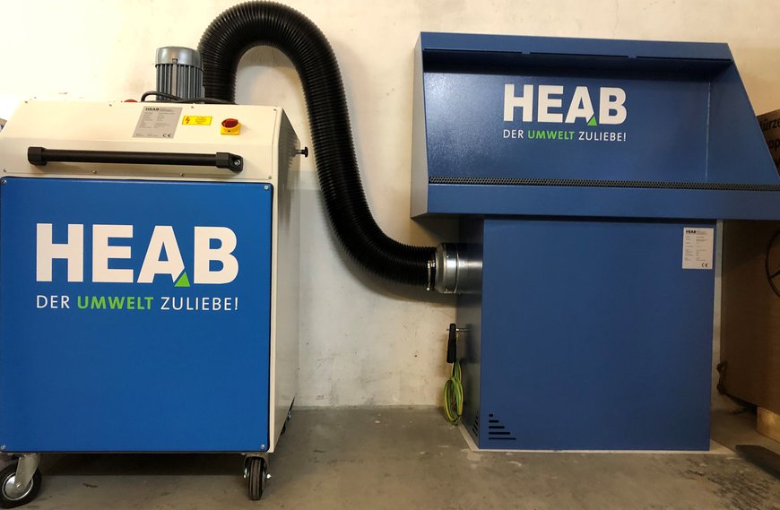 Produktions - Abfülltisch mit Absaugvorrichtung