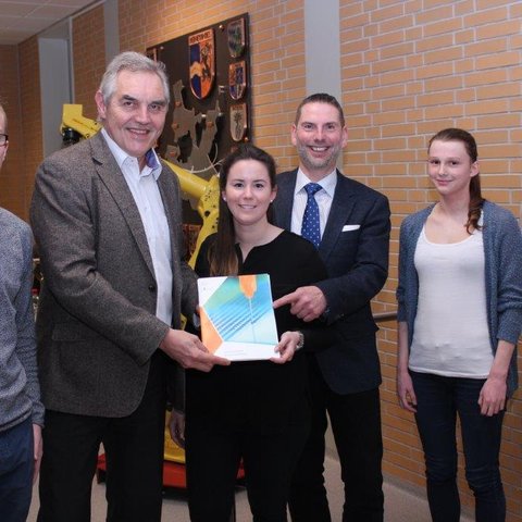 News: Innotech fördert naturwissenschaftliche Ausbildung an Schulen