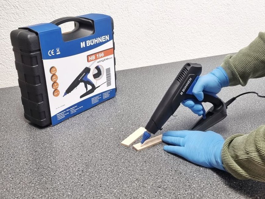 Wir bedanken uns recht herzlich bei  Bernd Weiß von BÜHNEN GmbH & Co. KG für die initiierte Spende