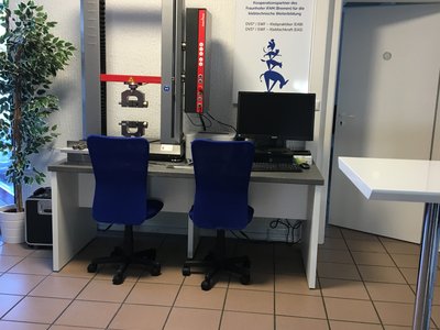 Zwick Roell Zugprüfmaschine Innotech